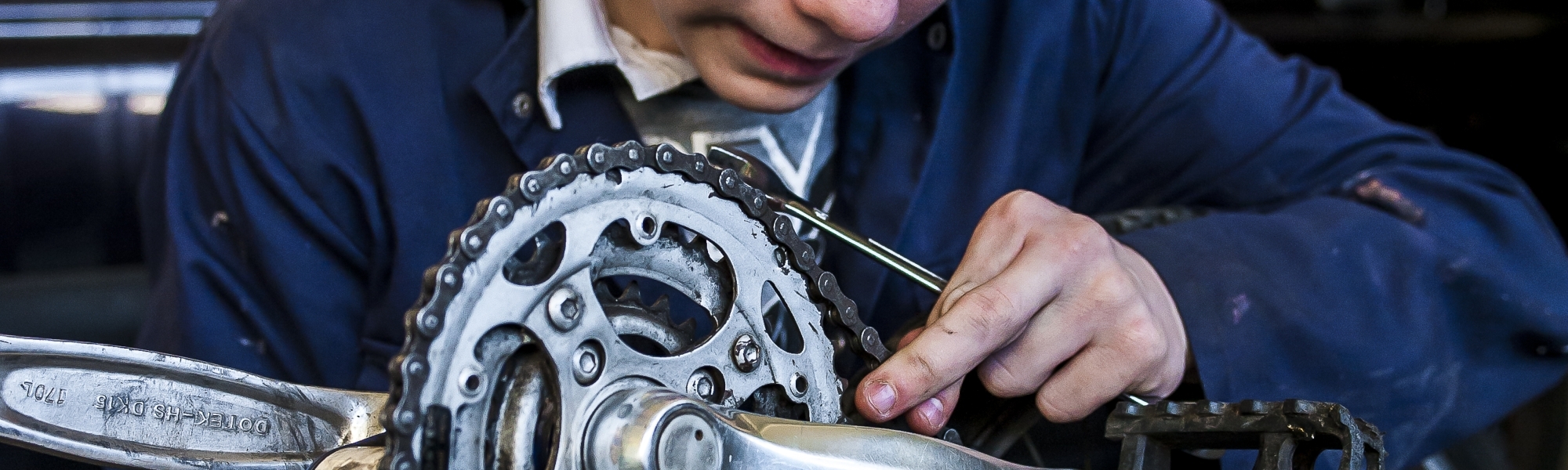 Links and contacts for additional services header